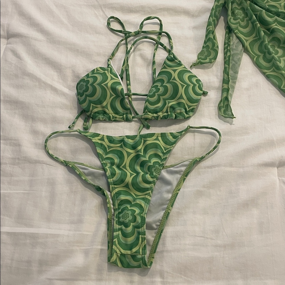 Shein Green Swirl Bikini 3 piece Set size XS
